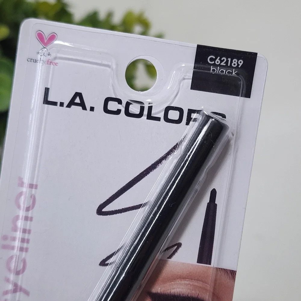 L.A. COLORS Auto Eyeliner Black C62189 Smudge Proof Pencil ~ Cruelty-Free ~ New